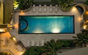 Clubb Coolum Beach Resort Sunshine Coast